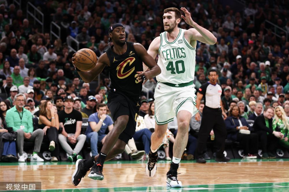 机出现在合 机出现在合