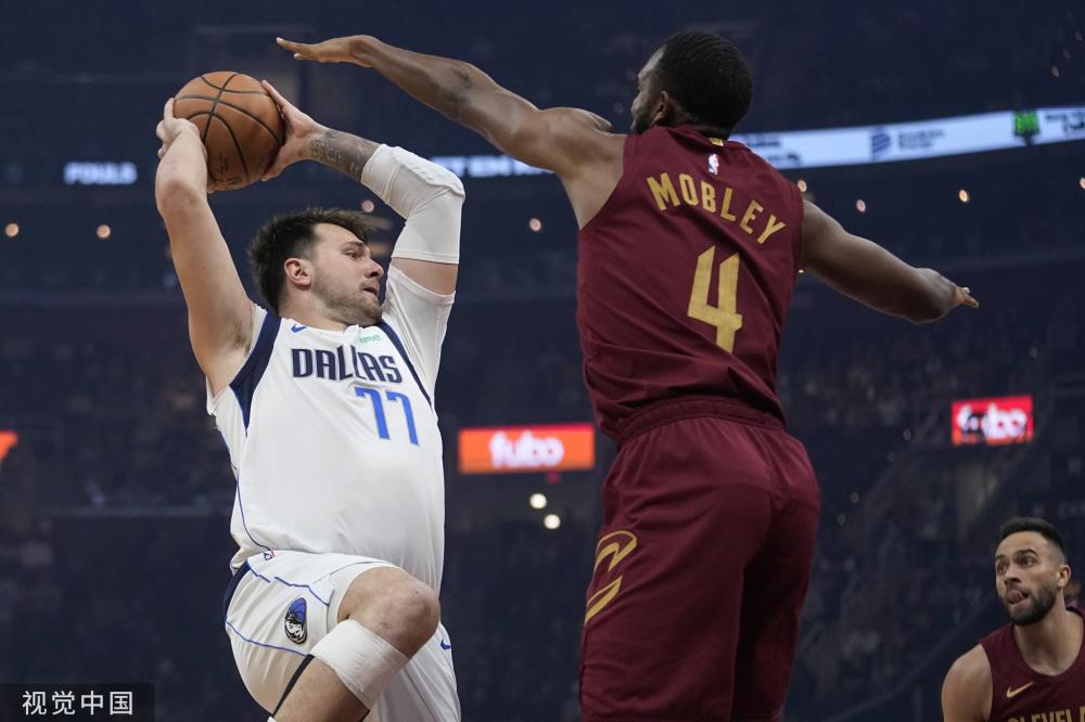 固自己地位 固自己地位