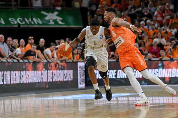 森纳俱乐部 森纳俱乐部